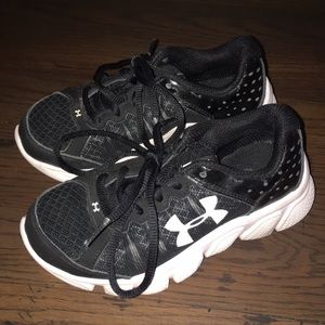 Boys under armour shoes